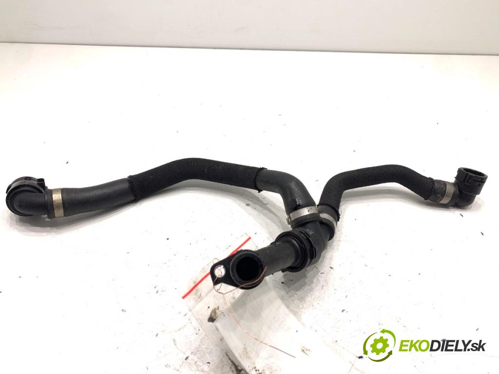 BMW G31 Kombi 2020 140 kW 520 d 1995 Rozdeľovač vody 4130470