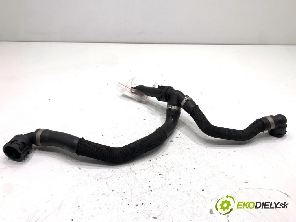 BMW G31 Kombi 2020 140 kW 520 d 1995 Rozdeľovač vody 4130470