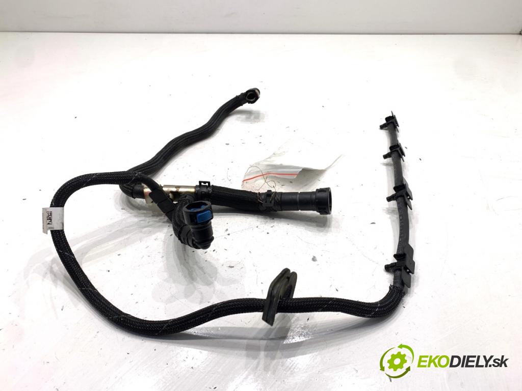 BMW G31 Kombi 2020 140 kW 520 d 1995 Rúrka PALIVO: 8595120