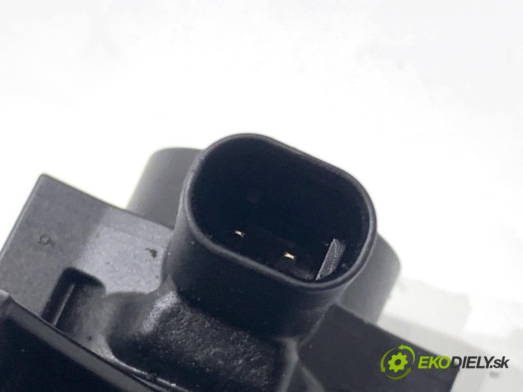 BMW G31 Kombi 2020 140 kW 520 d 1995 Ventil tlaku 8589117 (Ventil)