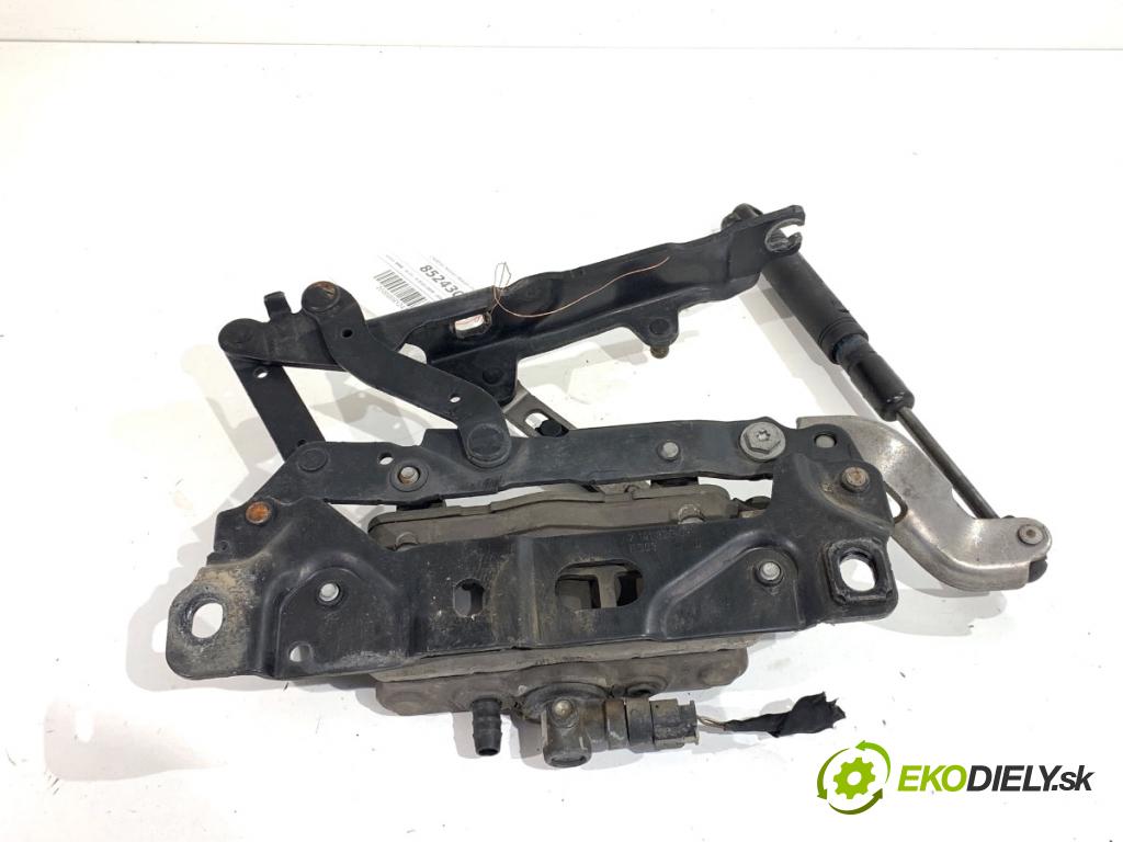 BMW F10 sedan 2010 135 kW 520 d 1995 Záves kapoty pravy predný 7191050