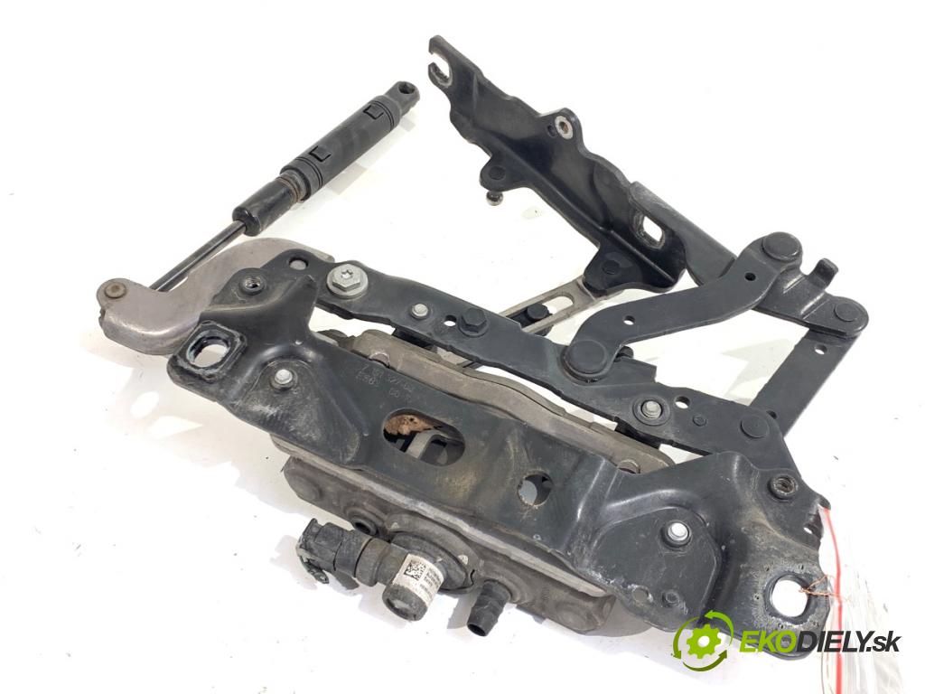 BMW F10 sedan 2010 135 kW 520 d 1995 závěs kapoty levý přední část 7191049