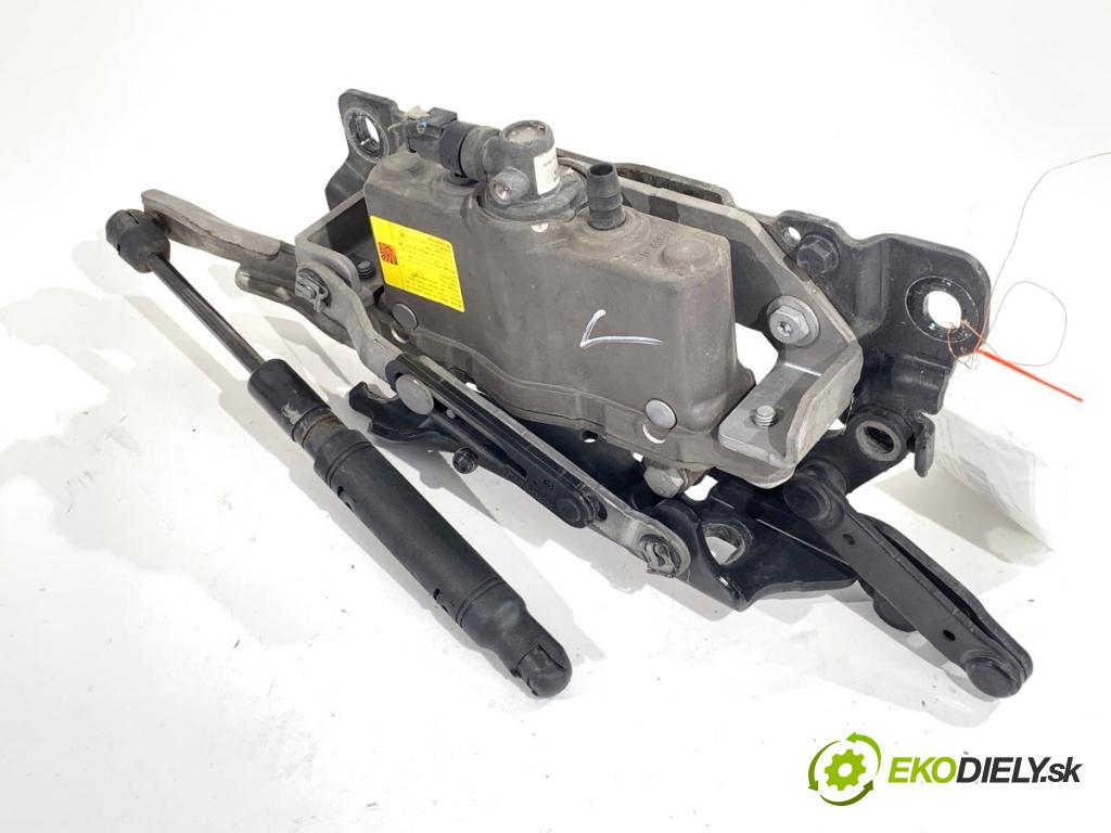 BMW F10 sedan 2010 135 kW 520 d 1995 závěs kapoty levý přední část 7191049