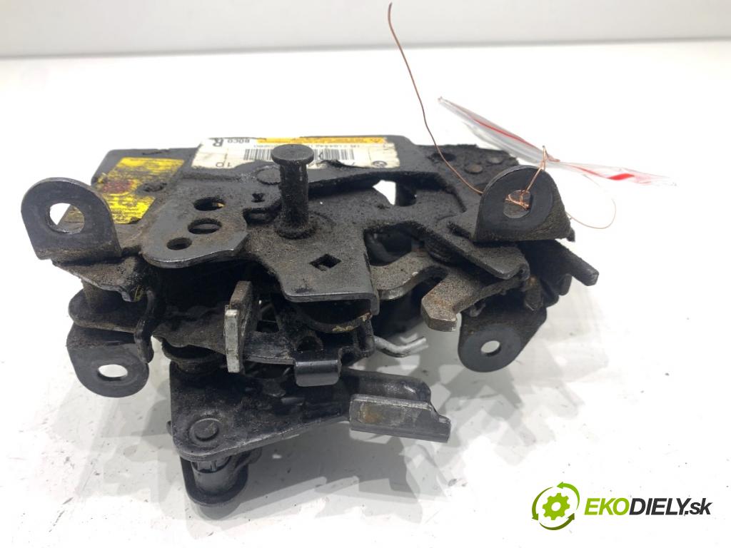 BMW F10 sedan 2010 135 kW 520 d 1995 zámok kapoty pravý 7184442