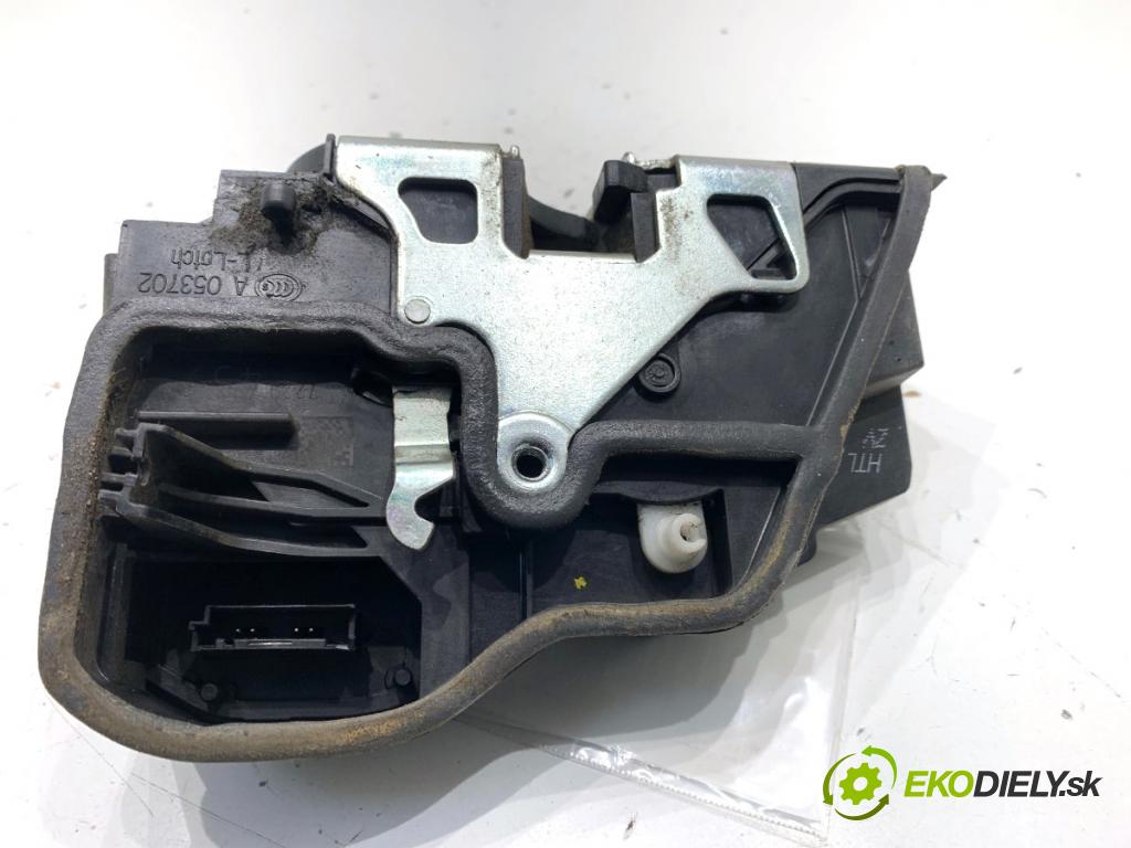 BMW F10 sedan 2010 135 kW 520 d 1995 zámok Dvere ľavy zad 7229459