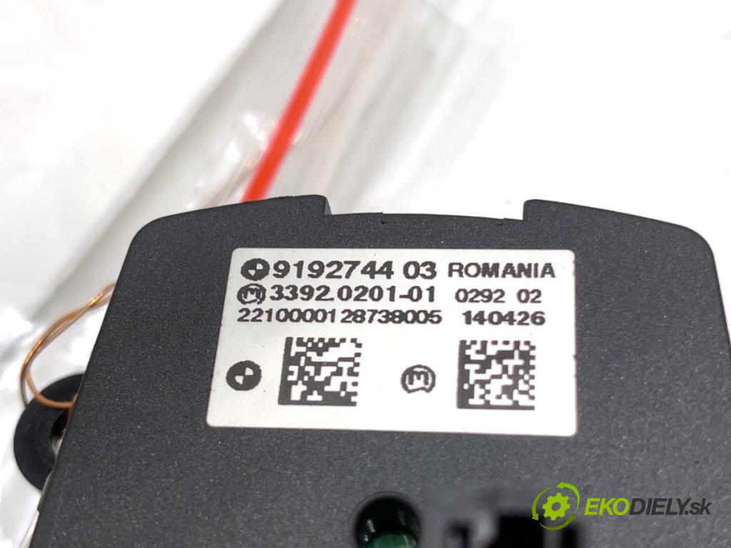 BMW F10 sedan 2010 135 kW 520 d 1995 spínač světel 9192744