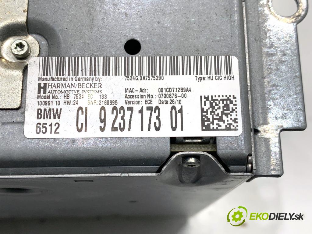 BMW F10 sedan 2010 135 kW 520 d 1995 RADIO 9237173 (Audio zariadenie)