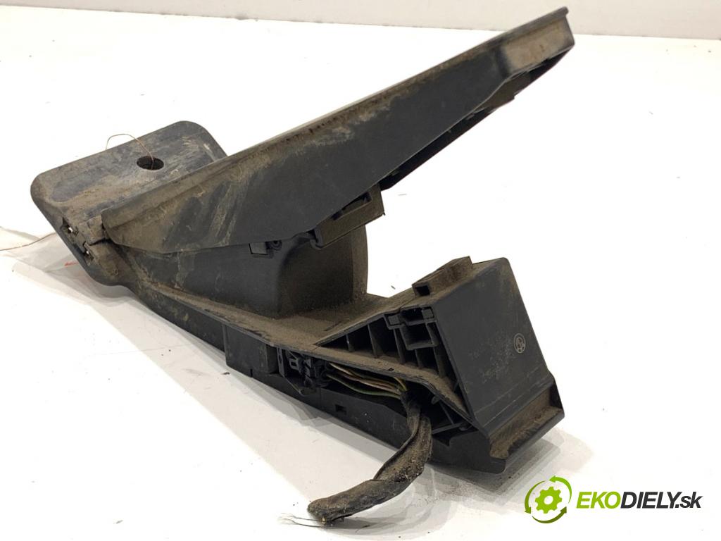 BMW F10 sedan 2010 135 kW 520 d 1995 potenciometr plynového pedálu 6789999 (Potenciometr plynového pedálu)