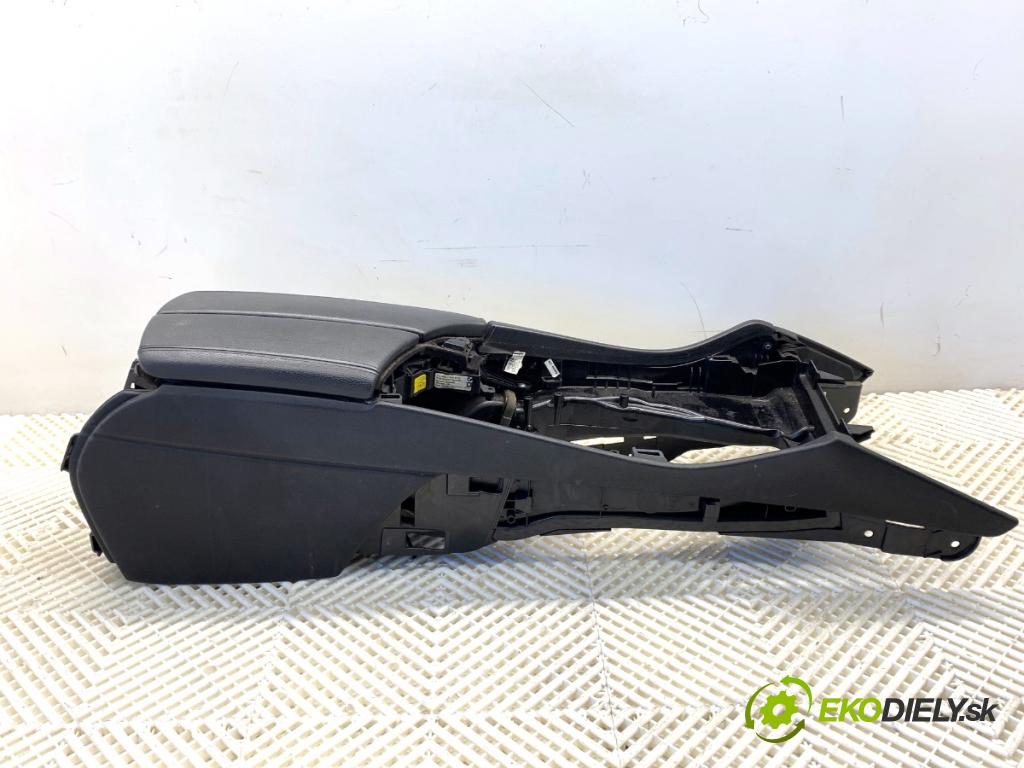 BMW F10 sedan 2010 135 kW 520 d 1995 Lakťová opierka 9171570 (Lakťová opierka)