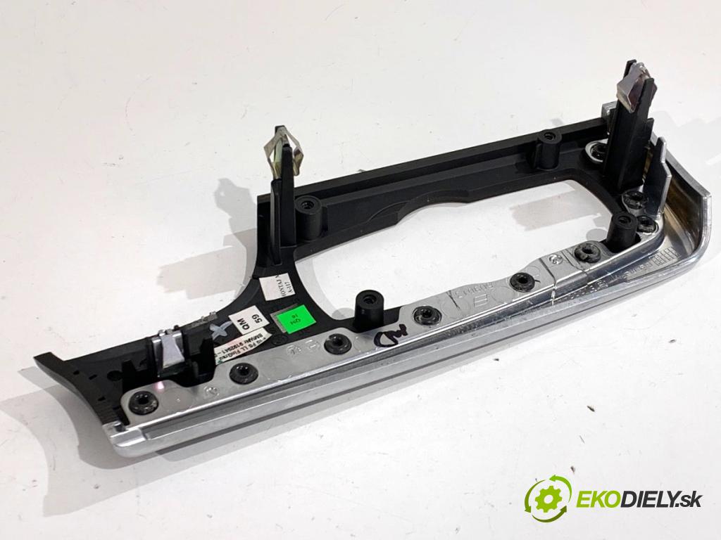 BMW F10 sedan 2010 135 kW 520 d 1995 lišty kryt 9192941 9229563 (Lišta)