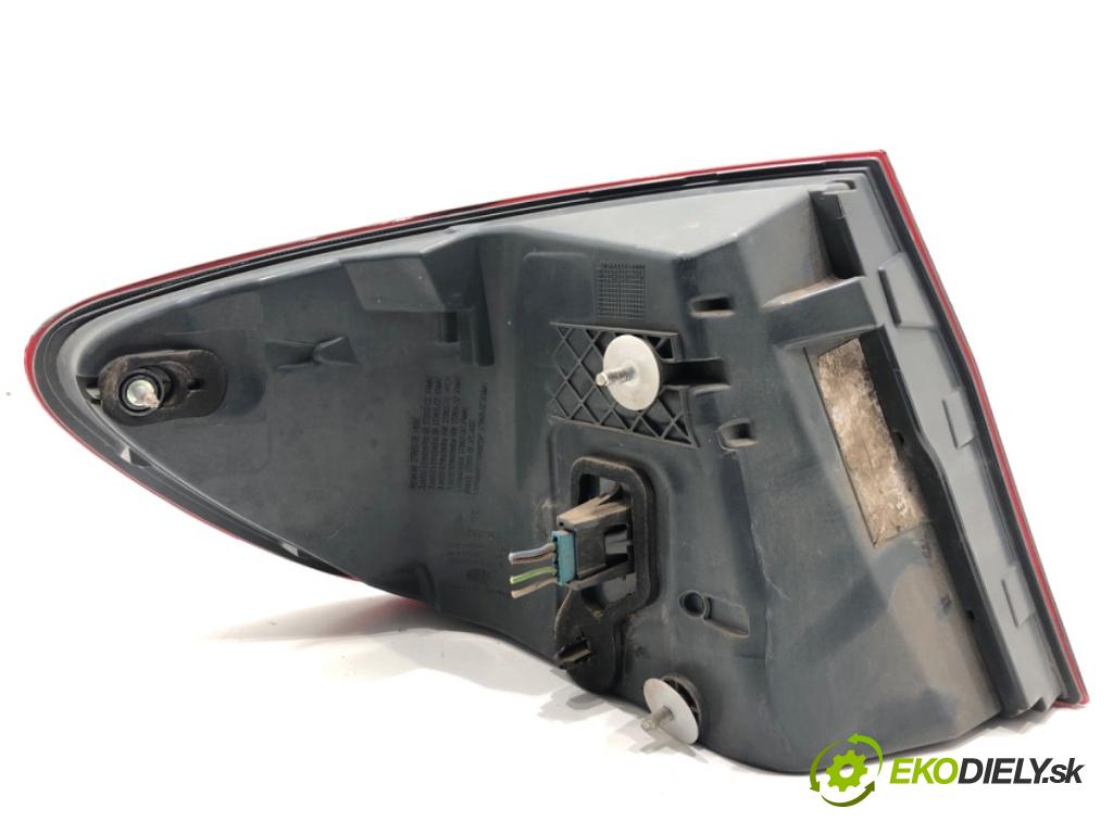 BMW F10 sedan 2010 135 kW 520 d 1995 světlo pravý zadní část 173462-02