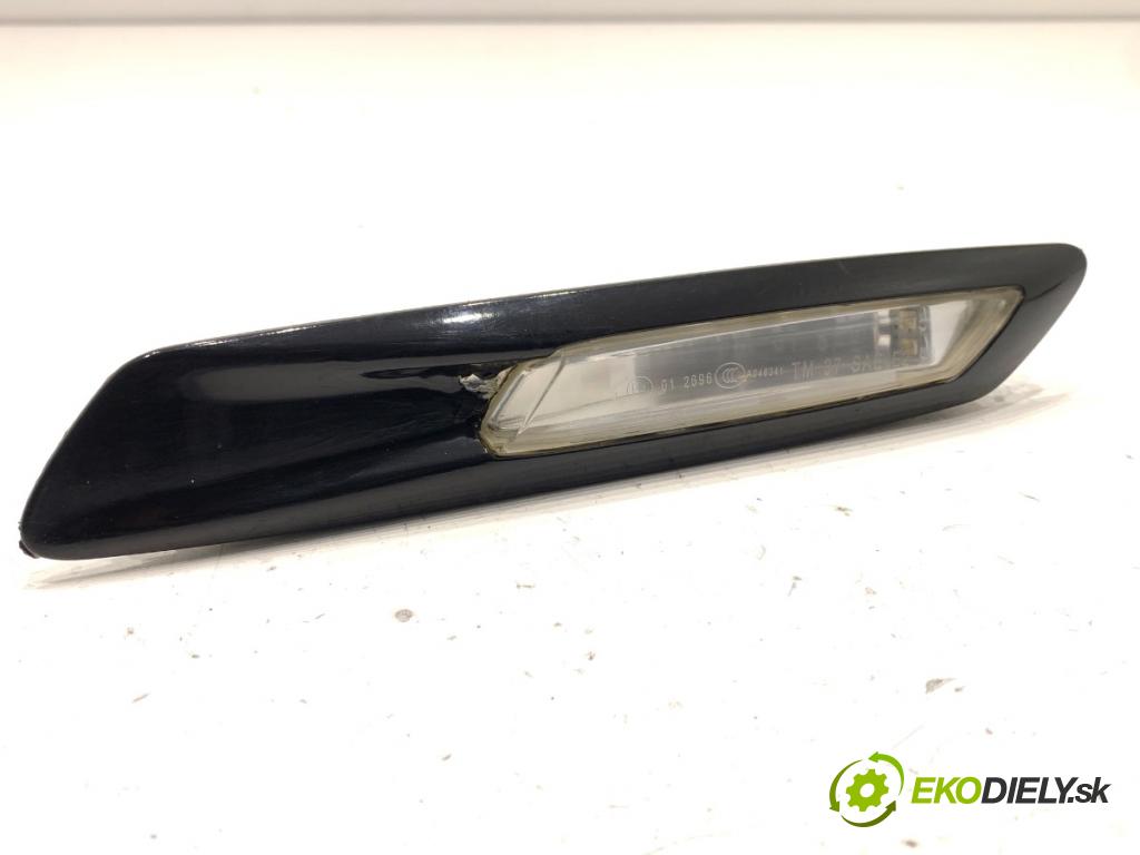 BMW F10 sedan 2010 135 kW 520 d 1995 Smerovka pravy predný 7154168 (Kľučka dverí ostatné)