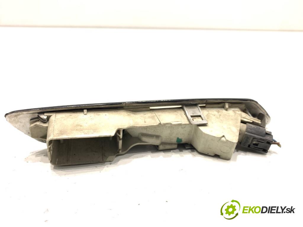 BMW F10 sedan 2010 135 kW 520 d 1995 Smerovka pravy predný 7154168 (Kľučka dverí ostatné)