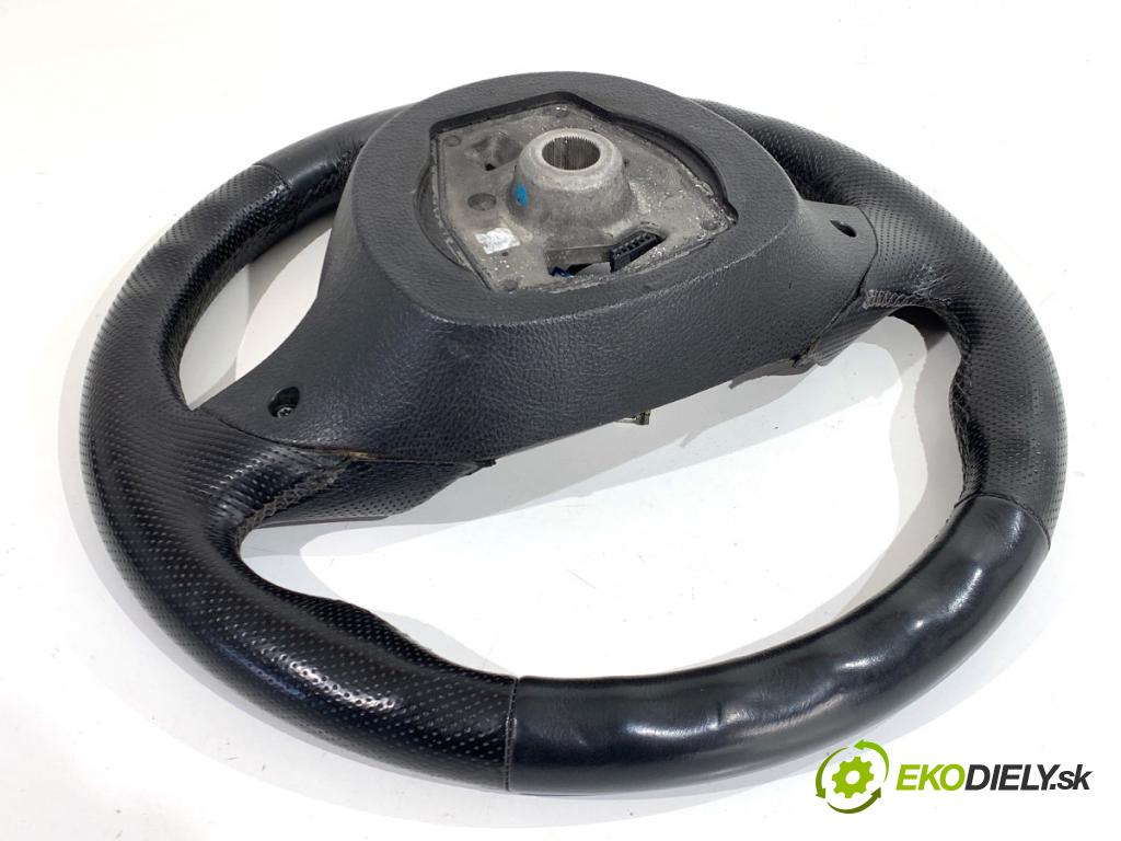 BMW F10 sedan 2010 135 kW 520 d 1995 volant  (Volant)