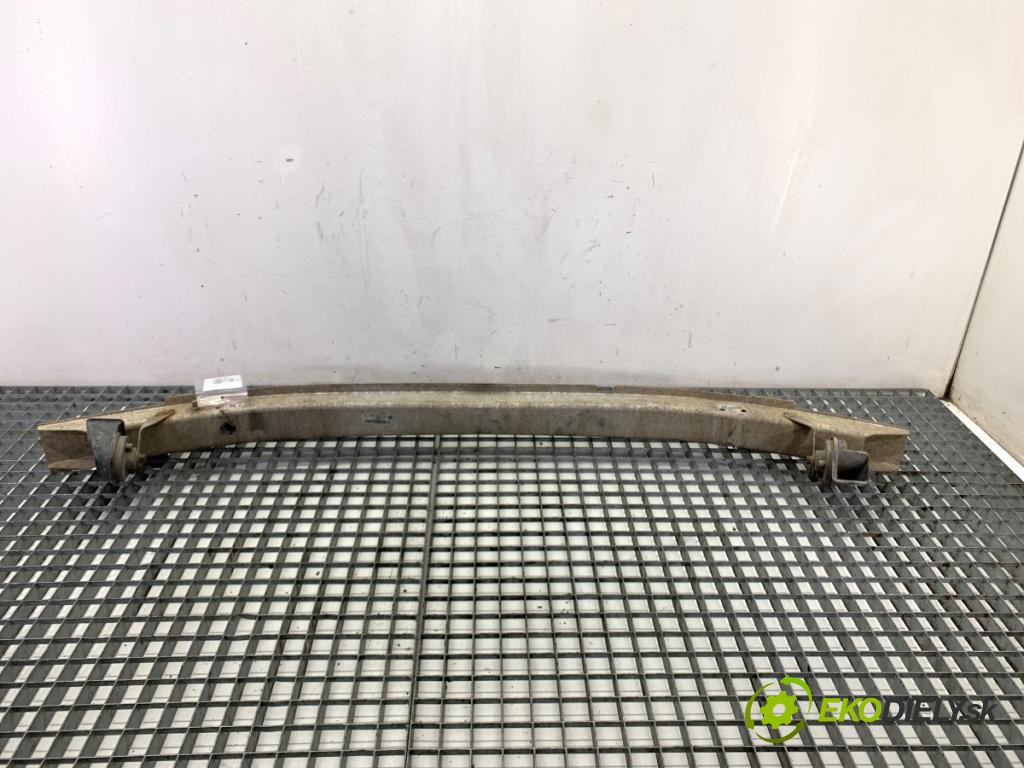 BMW F10 sedan 2010 135 kW 520 d 1995 Výstuha nárazníka predný 101190 (Výstuha predná)