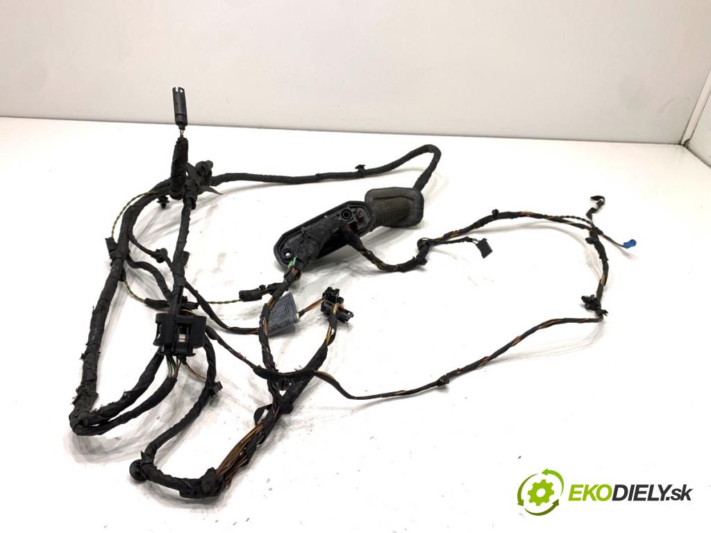 BMW F10 sedan 2010 135 kW 520 d 1995 Káblovačka Dvere predný pravy 9240882