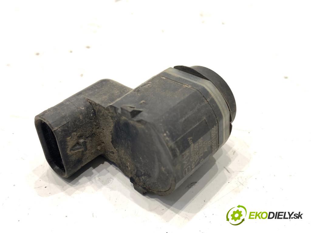 BMW F10 sedan 2010 135 kW 520 d 1995 snímač PDC 9270495