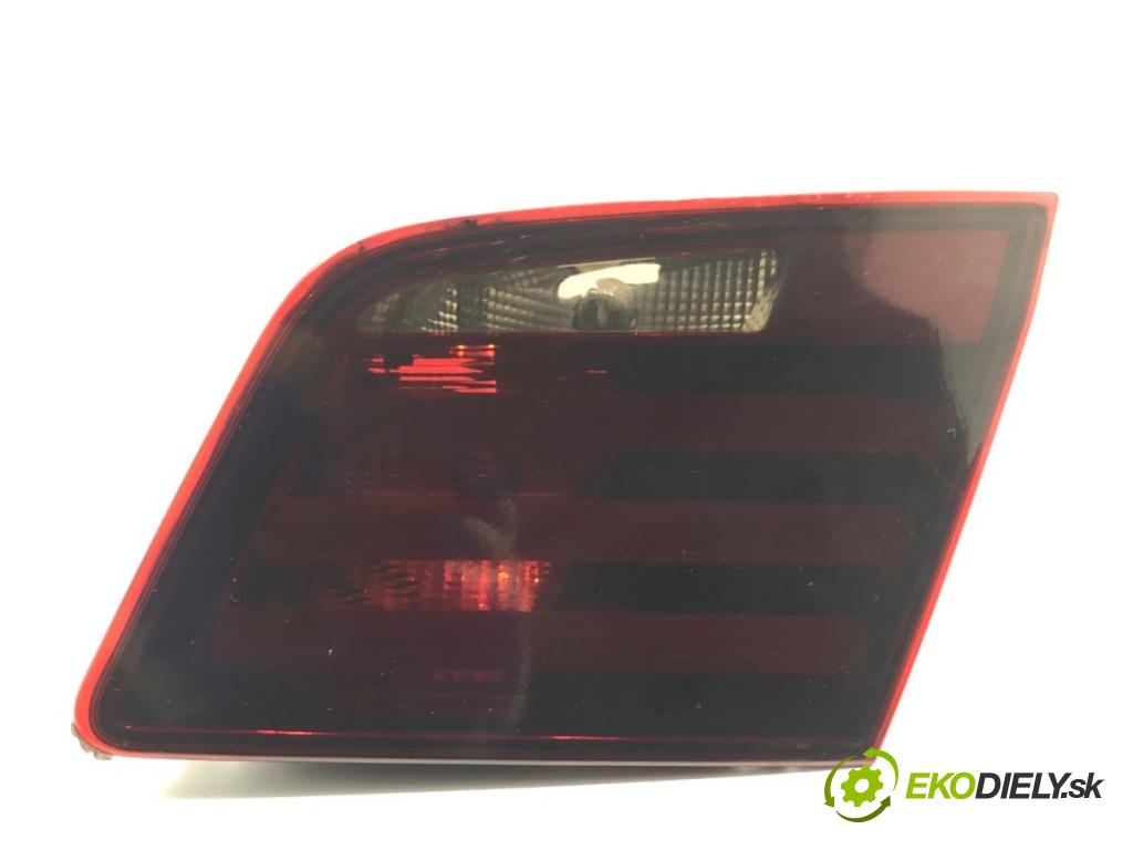 BMW F10 sedan 2010 135 kW 520 d 1995 Svetlo zad pravá vnútorná 7203226 (Kľučka dverí ostatné)