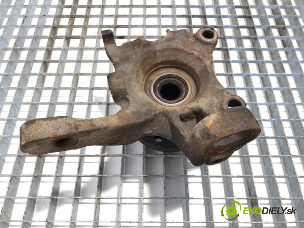 VW TRANSPORTER T4 Autobus 1995 45 kW 1.9 D 1896 náboj pravy predný 