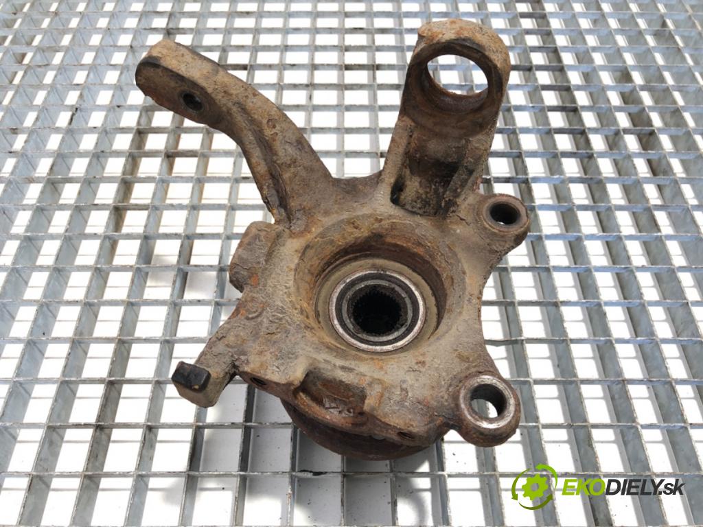 VW TRANSPORTER T4 Autobus 1995 45 kW 1.9 D 1896 náboj ľavy predný