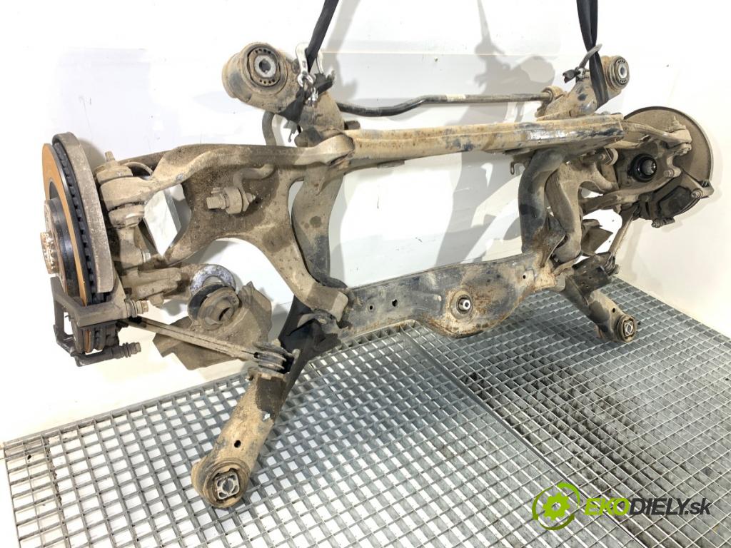 AUDI A6 C7 Kombi 2016 200 kW 3.0 TDI quattro 2967 Výstuha zad