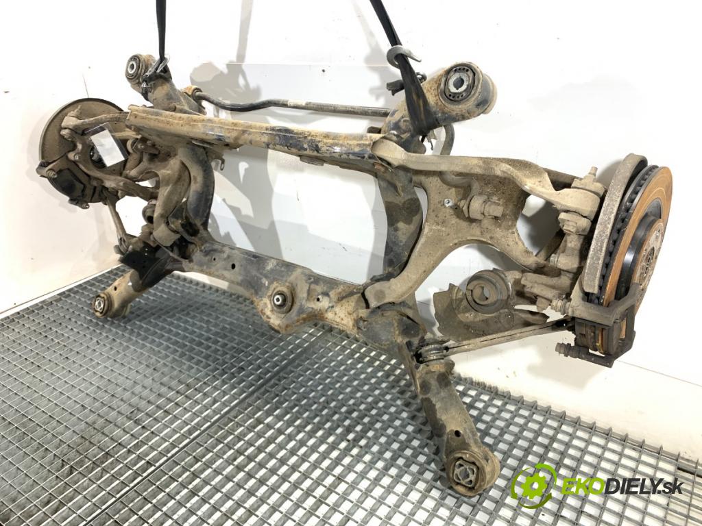 AUDI A6 C7 Kombi 2016 200 kW 3.0 TDI quattro 2967 Výstuha zad