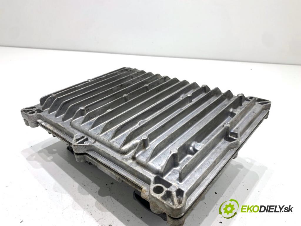 AUDI A6 C7 Kombi 2016 200 kW 3.0 TDI quattro 2967 riadiaca jednotka Motor 4G2907401B (Riadiaca jednotka)