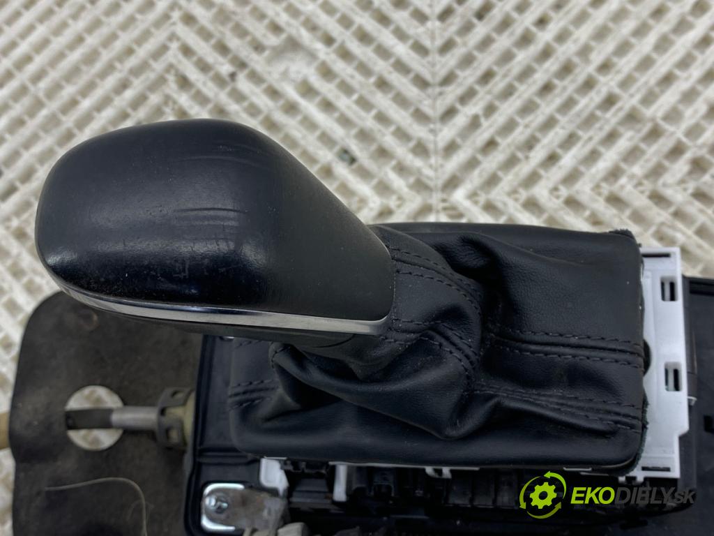 AUDI A6 C7 Kombi 2016 200 kW 3.0 TDI quattro 2967 Kulisa 4G1713041BD (Rýchlostná páka (kulisa))