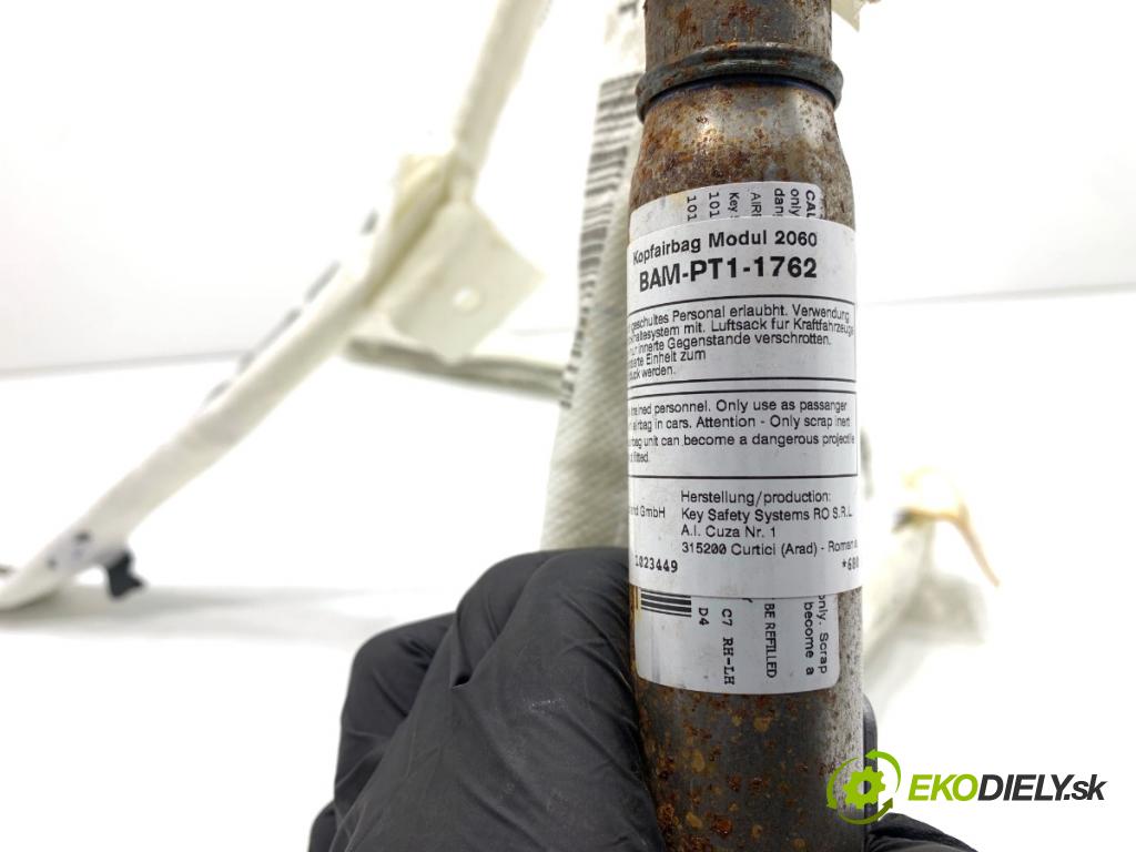 AUDI A6 C7 Kombi 2016 200 kW 3.0 TDI quattro 2967 stropní levý 4G9880741B