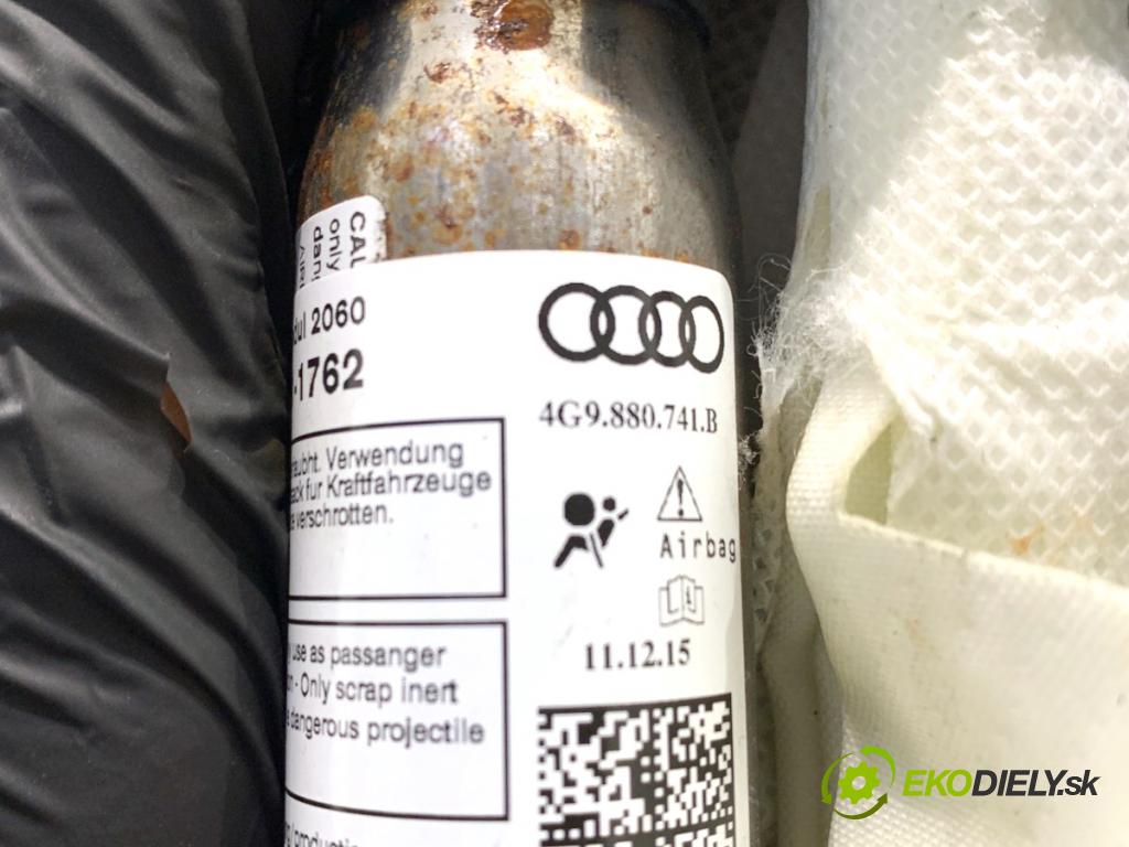 AUDI A6 C7 Kombi 2016 200 kW 3.0 TDI quattro 2967 stropní levý 4G9880741B