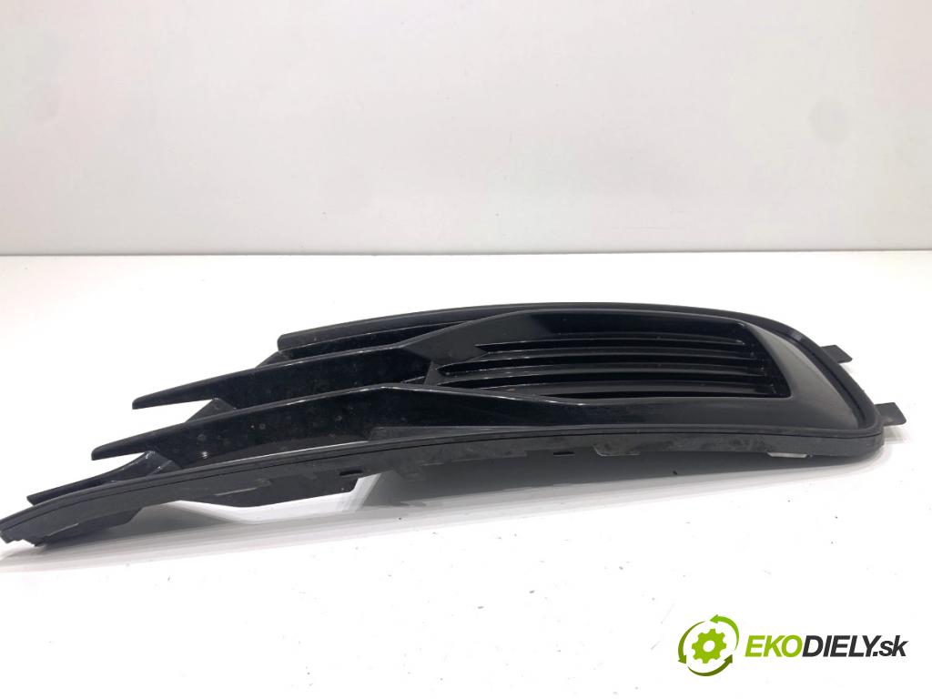 AUDI A6 C7 Kombi 2016 200 kW 3.0 TDI quattro 2967 Mriežky nárazníka ľavy predný 4G0807681AD