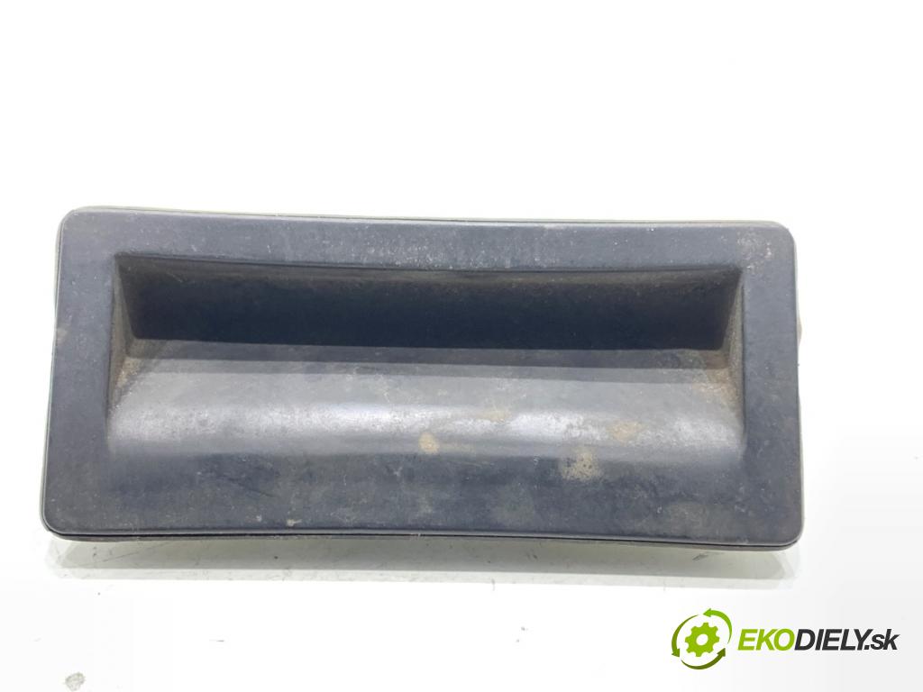 AUDI A6 C7 Kombi 2016 200 kW 3.0 TDI quattro 2967 Kľučka dverí zad 5N0827566T