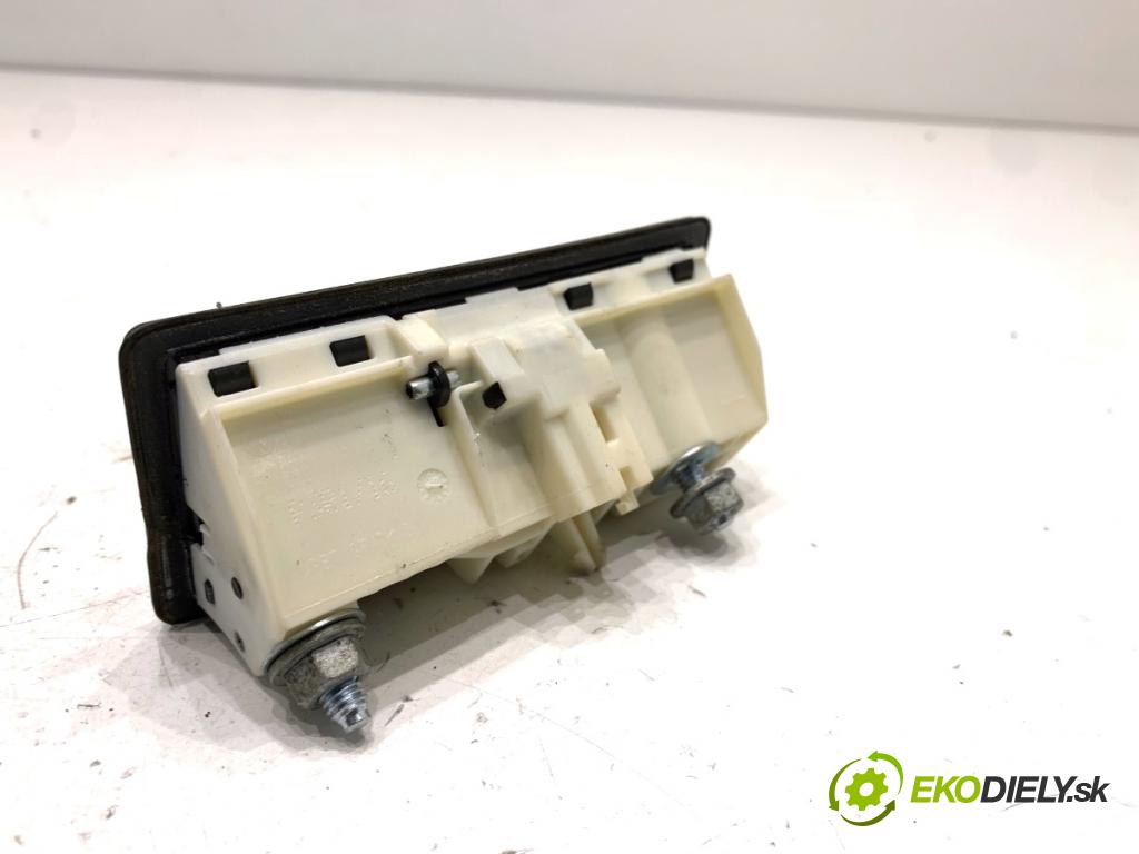 AUDI A6 C7 Kombi 2016 200 kW 3.0 TDI quattro 2967 Kľučka dverí zad 5N0827566T