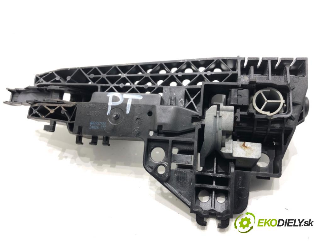 AUDI A6 C7 Kombi 2016 200 kW 3.0 TDI quattro 2967 klika vnejší pravý zadní část 4H0837886