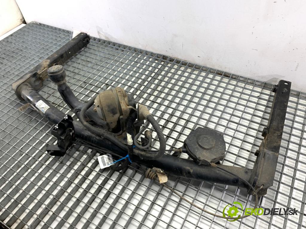 AUDI A6 C7 Kombi 2016 200 kW 3.0 TDI quattro 2967 Hák ťažné zariadenie  (Ťažné zariadenie)