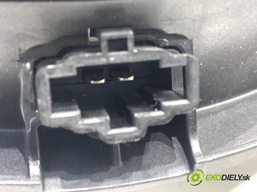 AUDI A6 C7 Kombi 2016 200 kW 3.0 TDI quattro 2967 reproduktory 4G0035416 4G2035415