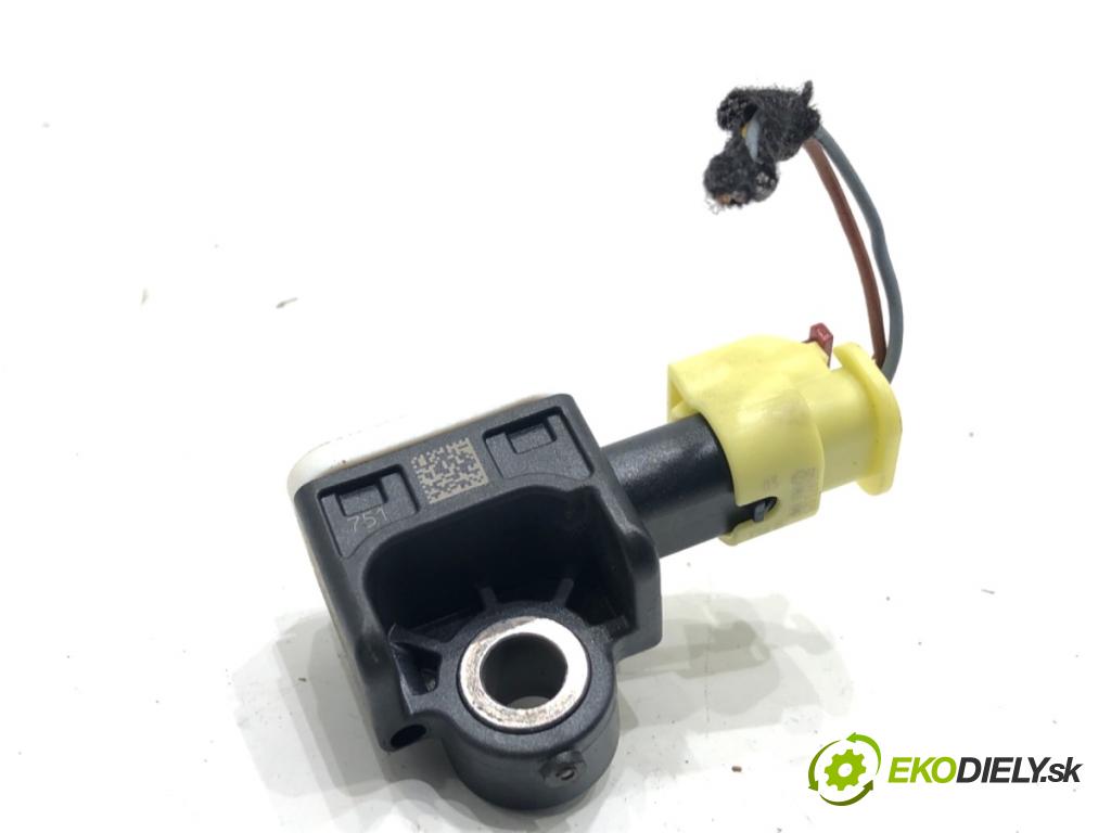 AUDI A6 C7 Kombi 2016 200 kW 3.0 TDI quattro 2967 Snímač nárazu 4H0959643 (Snímač nárazu)