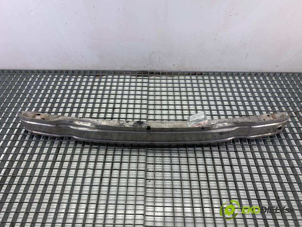 AUDI A6 C7 Kombi 2016 200 kW 3.0 TDI quattro 2967 Výstuha nárazníka predný  (Výstuha predná)