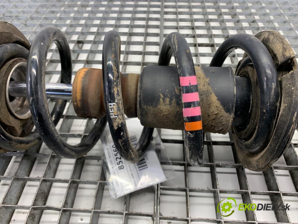 AUDI A6 C7 Kombi 2016 200 kW 3.0 TDI quattro 2967 tlumič levý přední část ZE 4G0413031Q