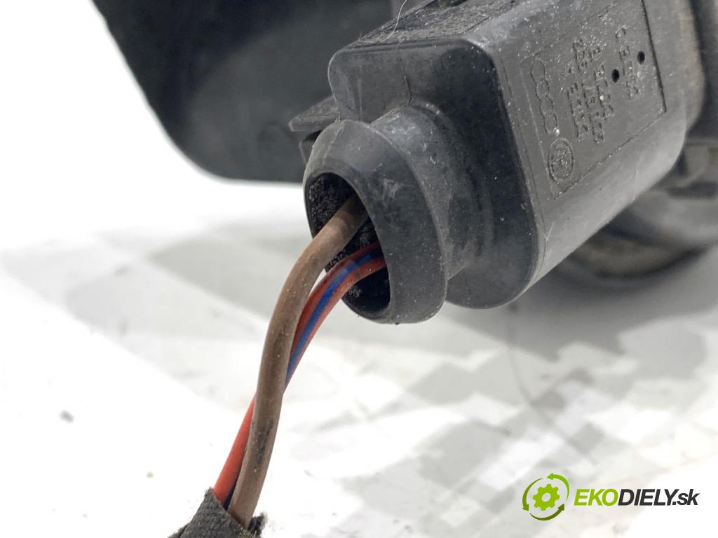 AUDI A6 C7 Kombi 2016 200 kW 3.0 TDI quattro 2967 klaksón 4G0951221