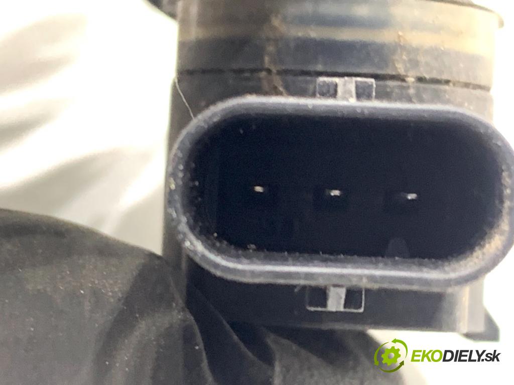 AUDI A6 C7 Kombi 2016 200 kW 3.0 TDI quattro 2967 Snímač PDC 1S0919275C