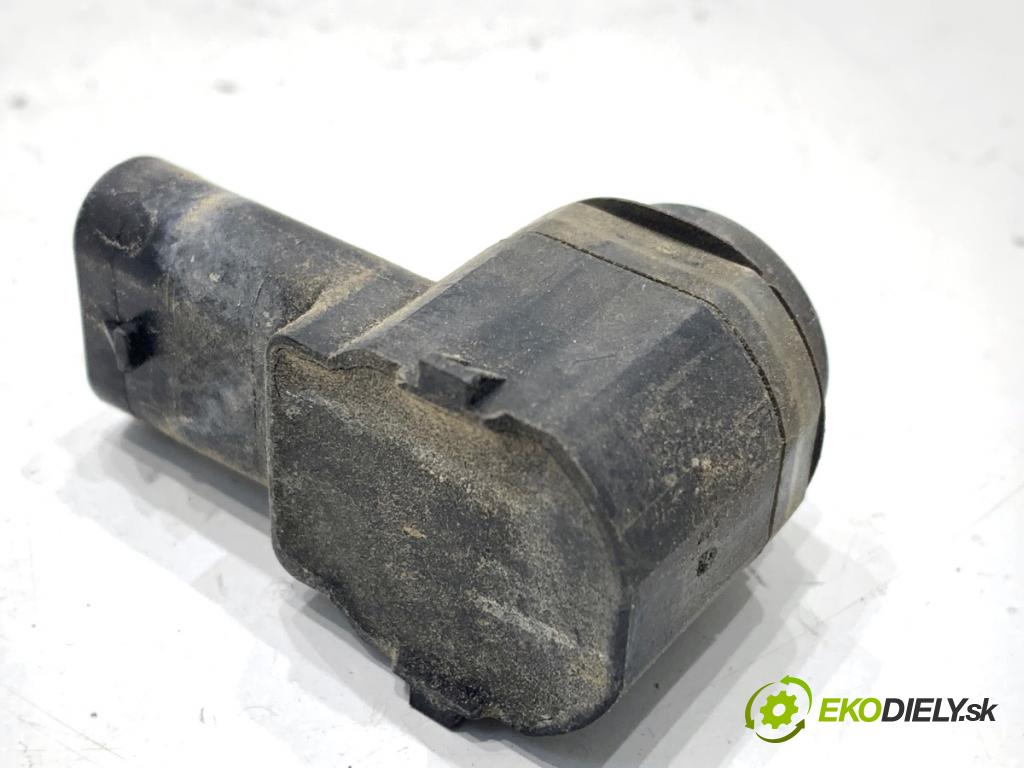 AUDI A6 C7 Kombi 2016 200 kW 3.0 TDI quattro 2967 Snímač PDC 1S0919275C