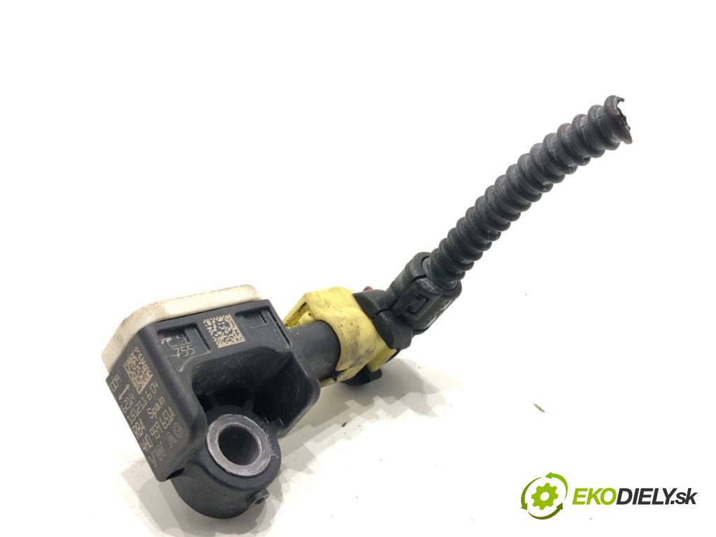 AUDI A6 C7 Kombi 2016 200 kW 3.0 TDI quattro 2967 Snímač nárazu 4H0959651A (Snímač nárazu)