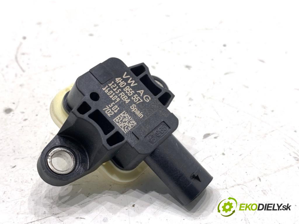 AUDI A6 C7 Kombi 2016 200 kW 3.0 TDI quattro 2967 Snímač nárazu 4H0955557 (Snímač nárazu)