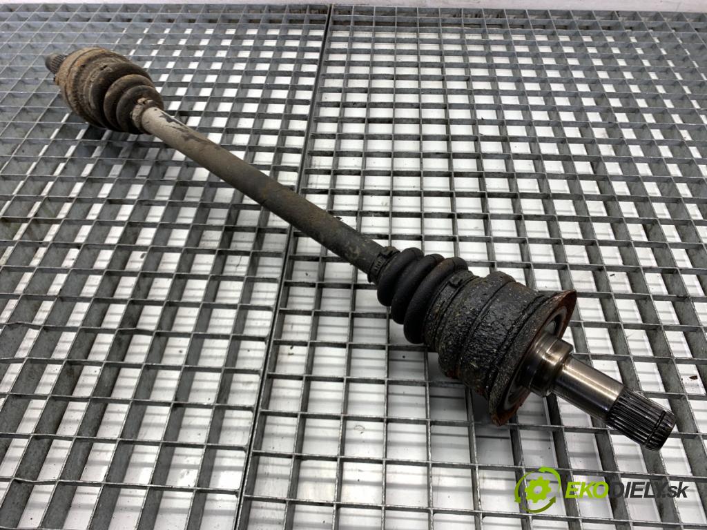 BMW F25 SUV 2016 180 kW xDrive 28 i 1997 poloos levý zadní část