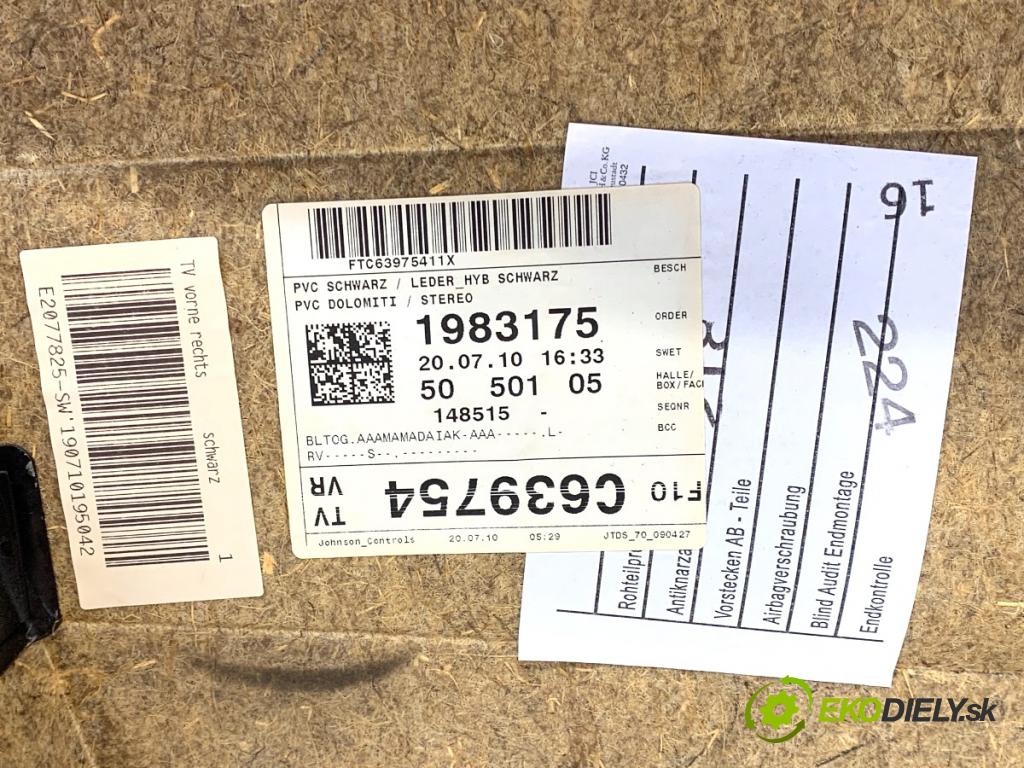 BMW F10 sedan 2010 135 kW 520 d 1995 ča dveře pravý přední část