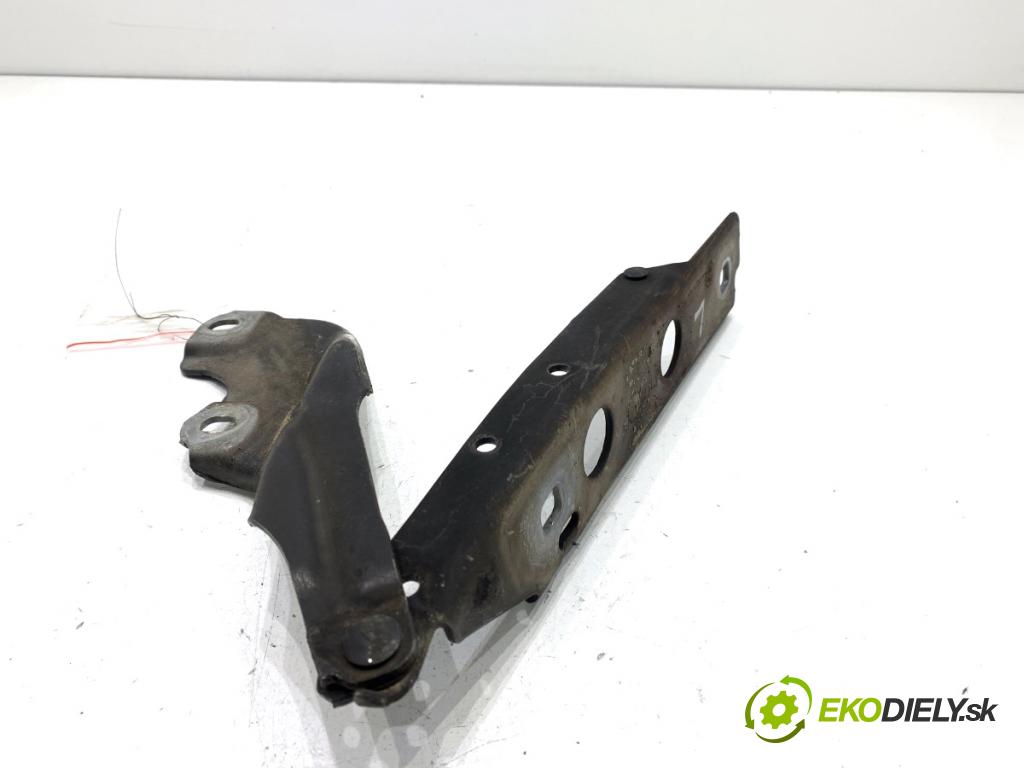 AUDI A6 C7 Kombi 2016 200 kW 3.0 TDI quattro 2967 závěs kapoty levý přední část 468823301E