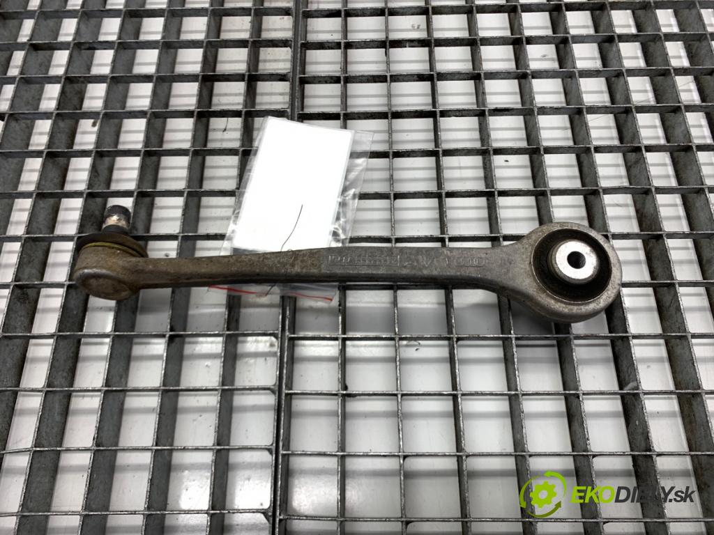 AUDI A6 C7 Kombi 2016 200 kW 3.0 TDI quattro 2967 rameno levý přední část