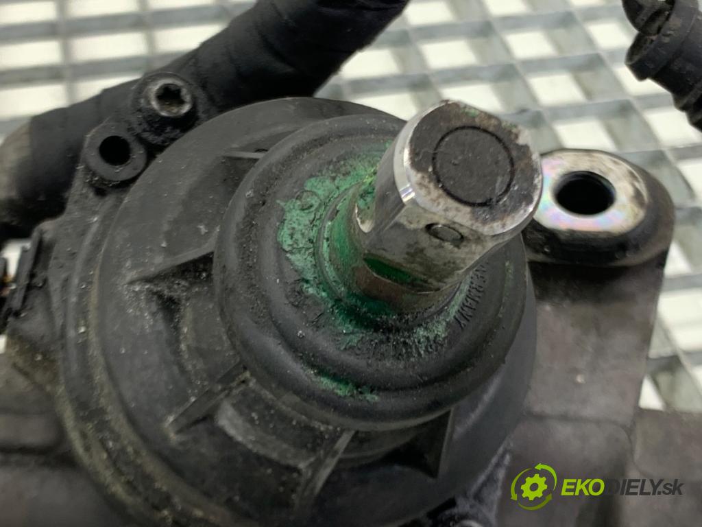 AUDI A6 C7 Kombi 2016 200 kW 3.0 TDI quattro 2967 riadenie volantu Riadenie 4G1423105J