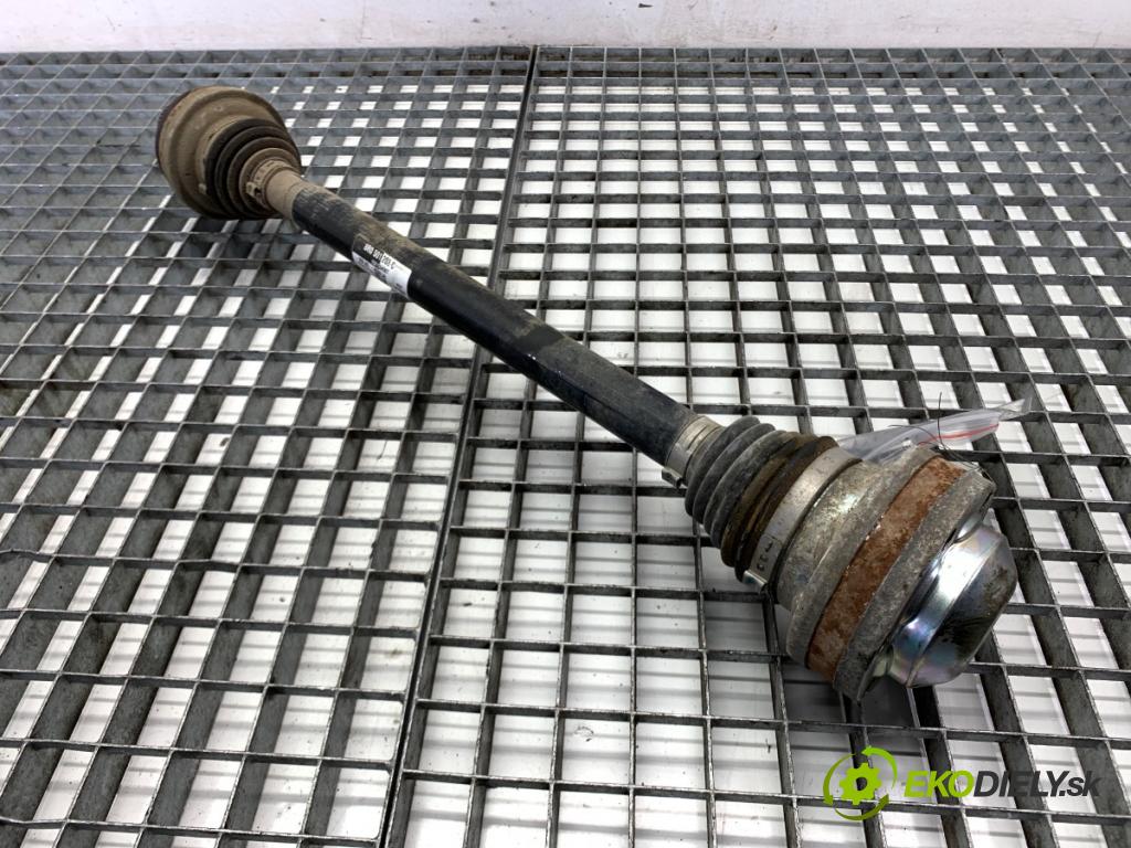 AUDI A6 C7 Kombi 2016 200 kW 3.0 TDI quattro 2967 poloos levý zadní část 8R0501203C